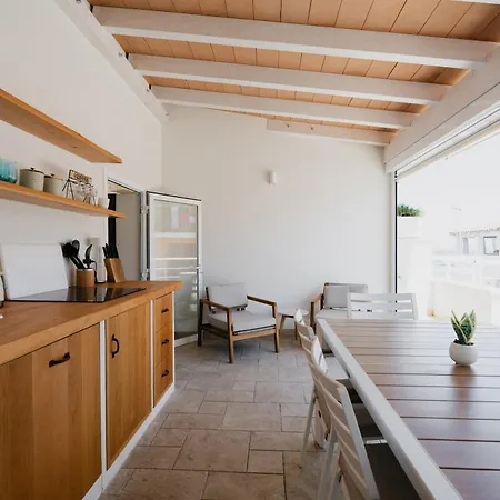 Apartment House Sea View